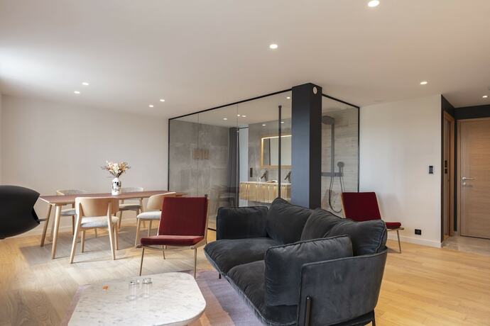 Imagen general del Hotel Origines par Adrien Descouls, The Originals Relais. Foto 5