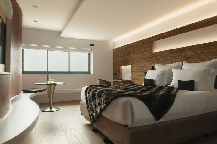 Imagen general del Hotel Origines par Adrien Descouls, The Originals Relais. Foto 6