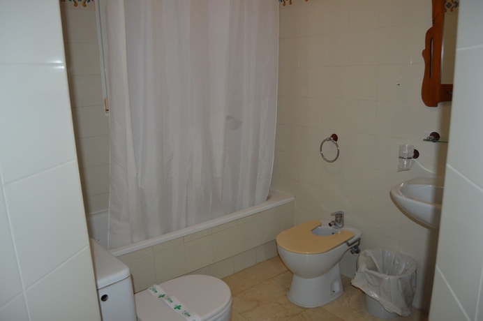 Imagen de la habitación del Hotel Orihuela Costa Resort. Foto 8