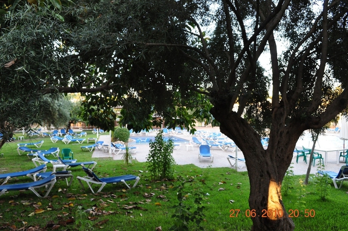 Imagen de los exteriores del Hotel Orihuela Costa Resort. Foto 9