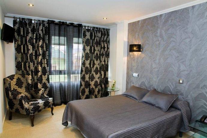 Imagen de la habitación del Hotel Orillamar. Foto 11