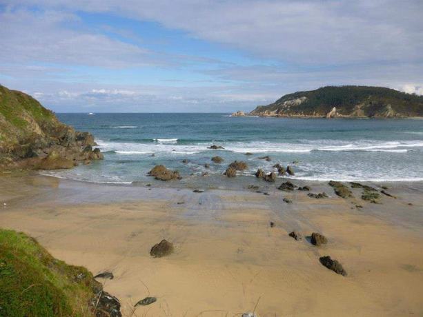 Imagen de los exteriores del Hotel Orillamar. Foto 17