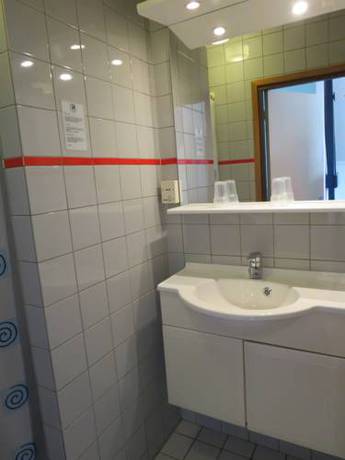 Imagen de la habitación del Hotel Orion, LISSE. Foto 3