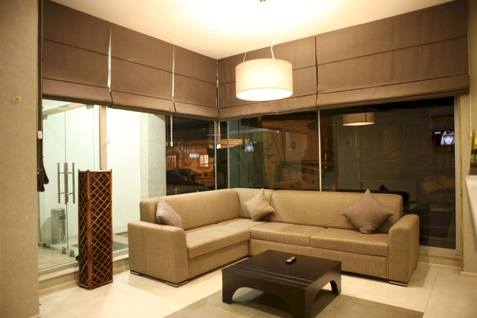 Imagen de los interiores del Hotel Orion Old Town. Foto 12