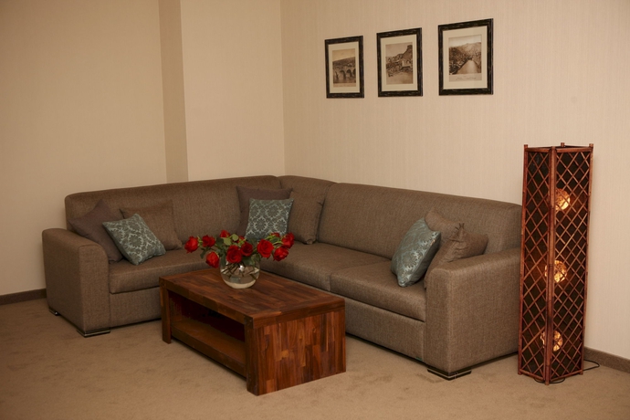 Imagen de los interiores del Hotel Orion Old Town. Foto 14