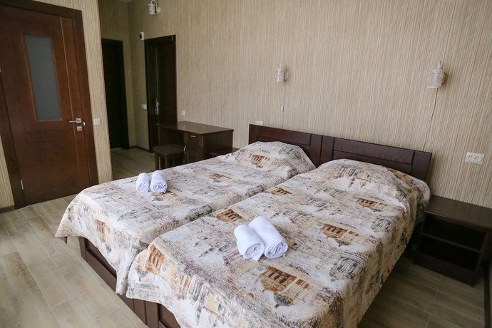 Imagen de la habitación del Hotel Orion Plus. Foto 5
