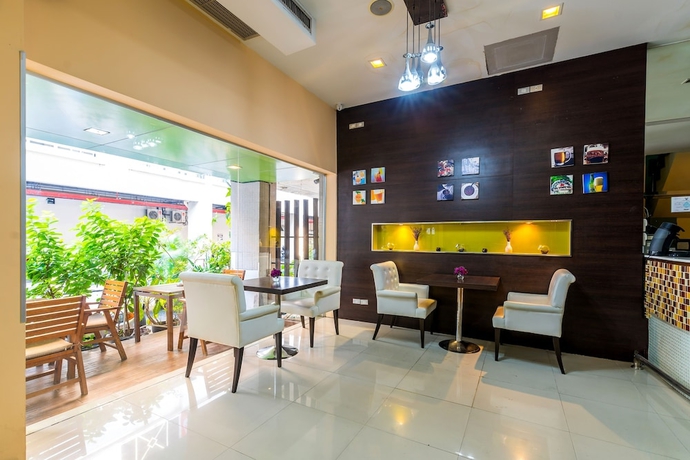 Imagen de los interiores del Hotel Orion Rooms. Foto 15