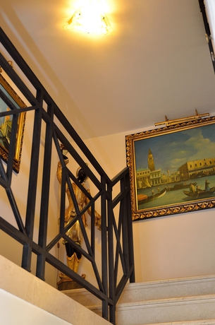 Imagen de los interiores del Hotel Orion, Venecia. Foto 11