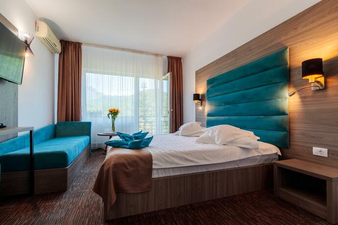 Imagen general del Hotel Orizont, Caciulata. Foto 4