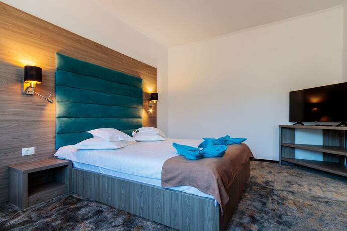 Imagen general del Hotel Orizont, Caciulata. Foto 11