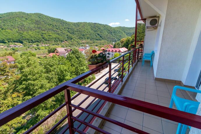 Imagen general del Hotel Orizont, Caciulata. Foto 12