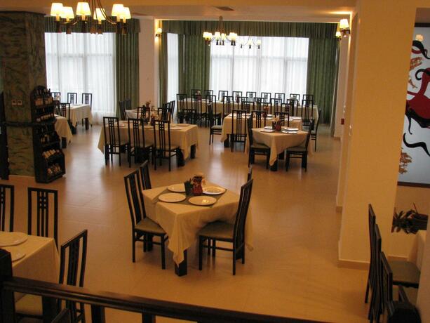 Imagen general del Hotel Orizont, Caciulata. Foto 35