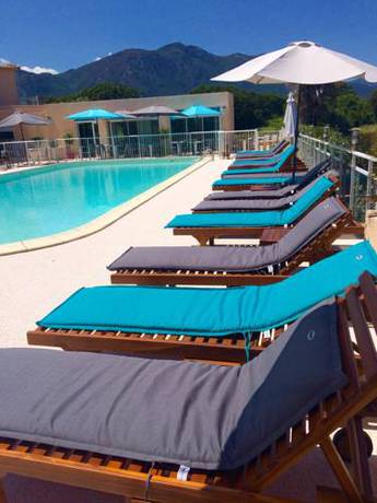 Imagen de la piscina del Hotel Orizonte. Foto 16