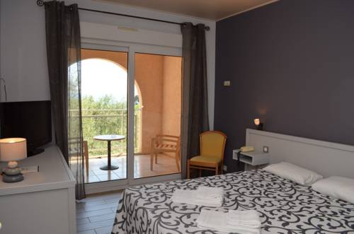 Imagen de la habitación del Hotel Orizonte. Foto 9