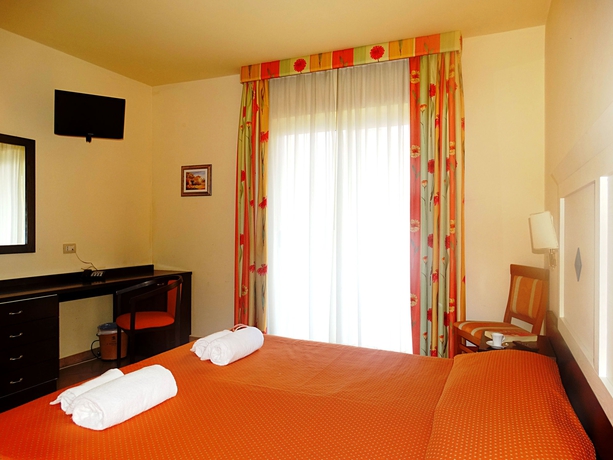 Imagen de la habitación del Hotel Orizzonte, Letojanni. Foto 4