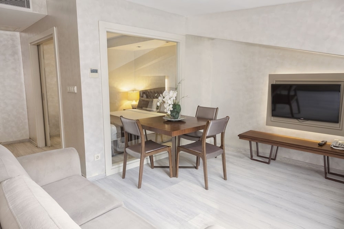 Imagen de la habitación del Hotel Orka Taksim Suites. Foto 7