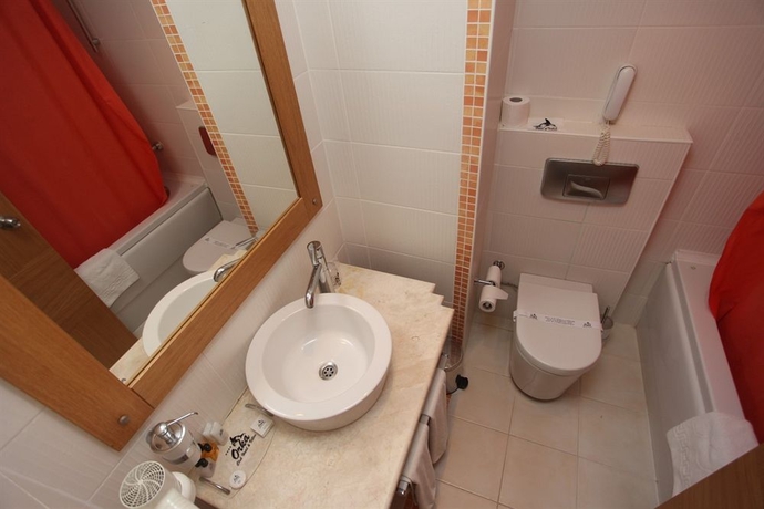 Imagen de la habitación del Hotel Orka World and Aquapark. Foto 6