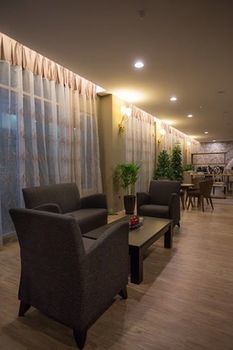 Imagen de los interiores del Hotel Orkid Inn Mahkota Cheras. Foto 13