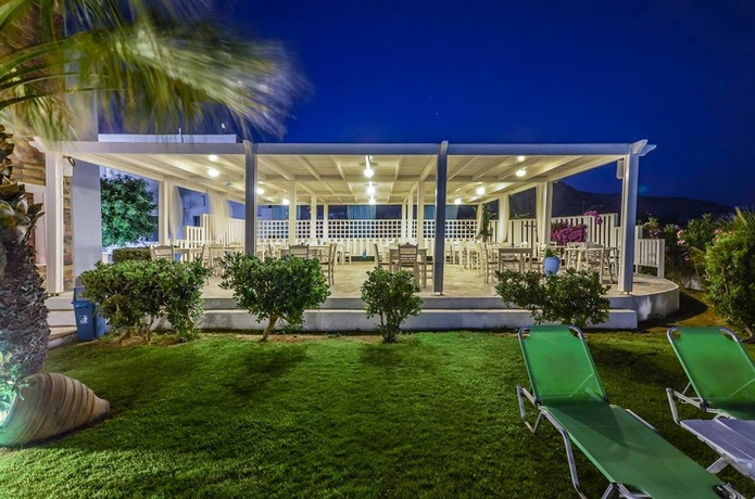 Imagen del bar/restaurante del Hotel Orkos Beach. Foto 3