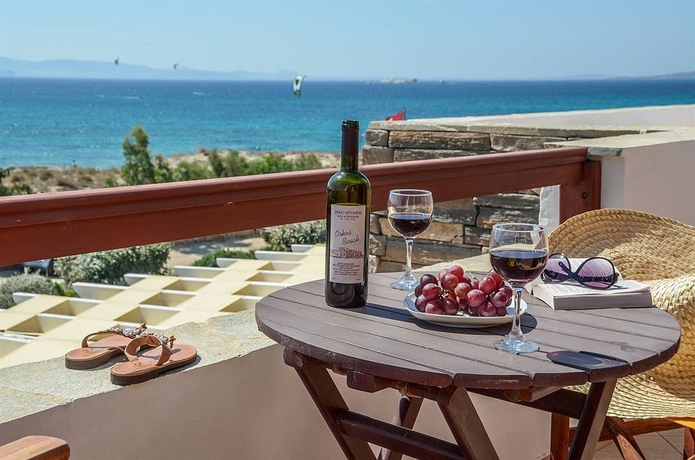 Imagen de la habitación del Hotel Orkos Beach. Foto 7