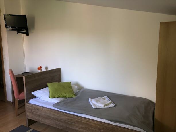 Imagen de la habitación del Hotel Orlan. Foto 9