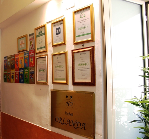 Imagen de los interiores del Hotel Orlanda. Foto 14