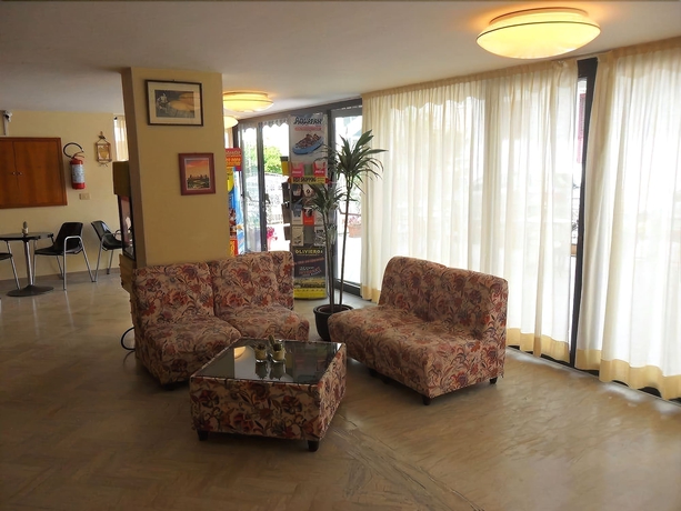 Imagen de los interiores del Hotel Orlov. Foto 19