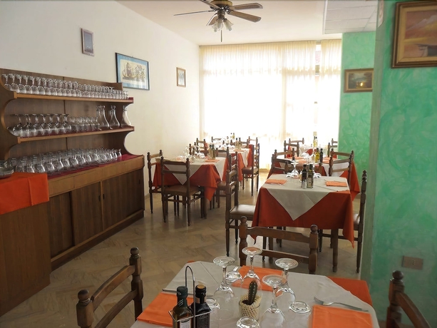 Imagen del bar/restaurante del Hotel Orlov. Foto 6