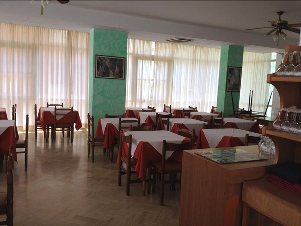 Imagen del bar/restaurante del Hotel Orlov. Foto 7