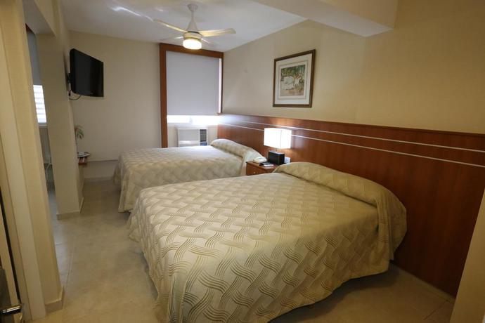 Imagen de la habitación del Hotel Orly. Foto 4