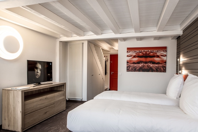 Imagen de la habitación del Hotel Ormelune. Foto 14