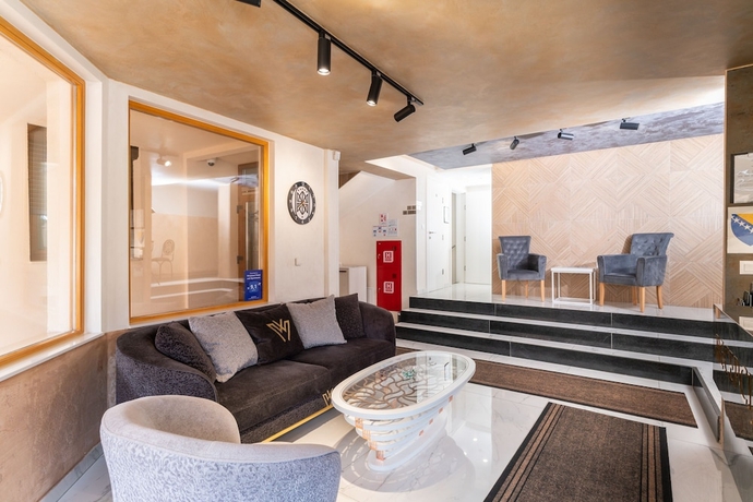 Imagen de los interiores del Hotel Ornament and Apartments. Foto 19