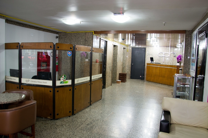 Imagen de los interiores del Hotel Ornatus Palace Hotel. Foto 10