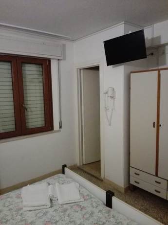 Imagen de la habitación del Hotel Ornella, Bellaria-Igea Marina. Foto 6