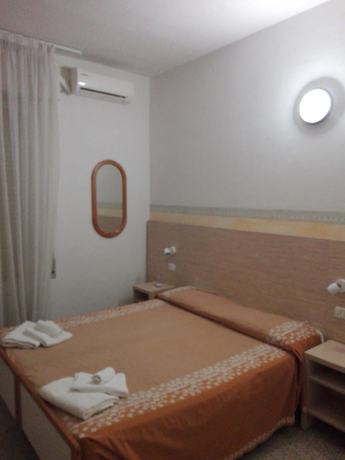 Imagen de la habitación del Hotel Ornella, Bellaria-Igea Marina. Foto 18