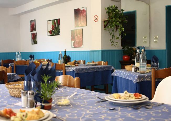 Imagen del bar/restaurante del Hotel Ornella, Camaiore. Foto 6