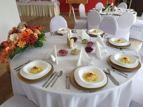 Imagen general del Hotel Ośrodek Natura Fizjo Med & SPA. Foto 16