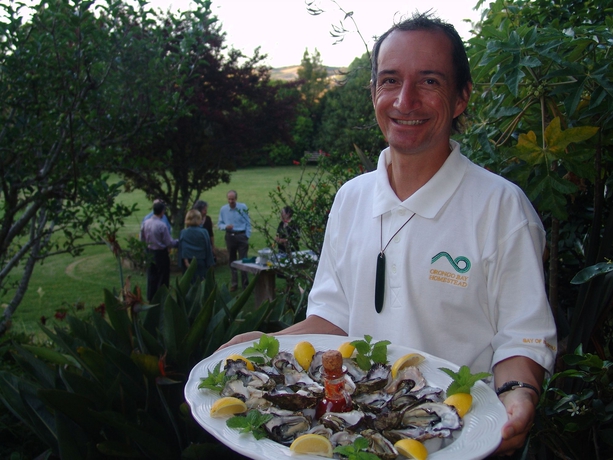 Imagen de los exteriores del Hotel Orongo Bay Homestead. Foto 3