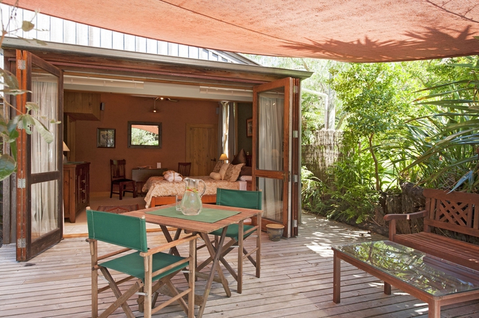 Imagen de los exteriores del Hotel Orongo Bay Homestead. Foto 5