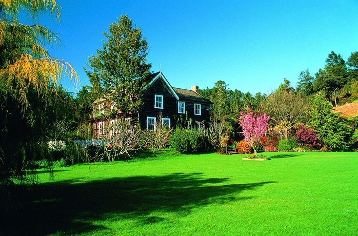 Imagen de los exteriores del Hotel Orongo Bay Homestead. Foto 10