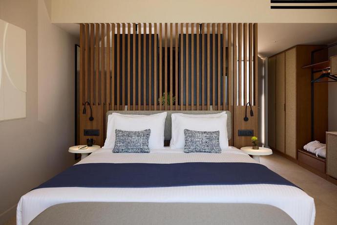 Imagen de la habitación del Hotel Oros Luxury Beach Resort. Foto 3