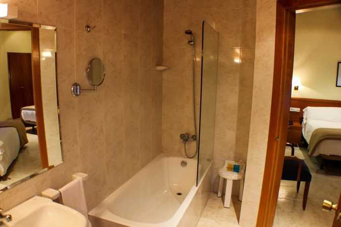 Imagen de la habitación del Hotel Oros by Nexta. Foto 12