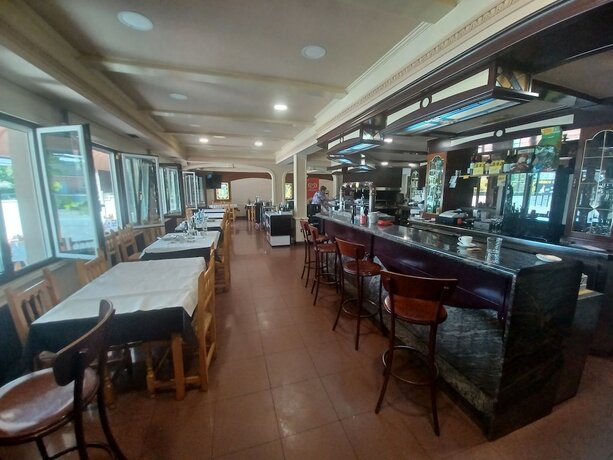 Imagen de la habitación del Hotel Oroso. Foto 5