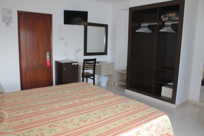 Imagen de la habitación del Hotel Orosol. Foto 2