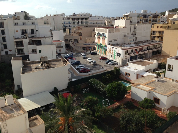 Imagen de la habitación del Hotel Orosol. Foto 10