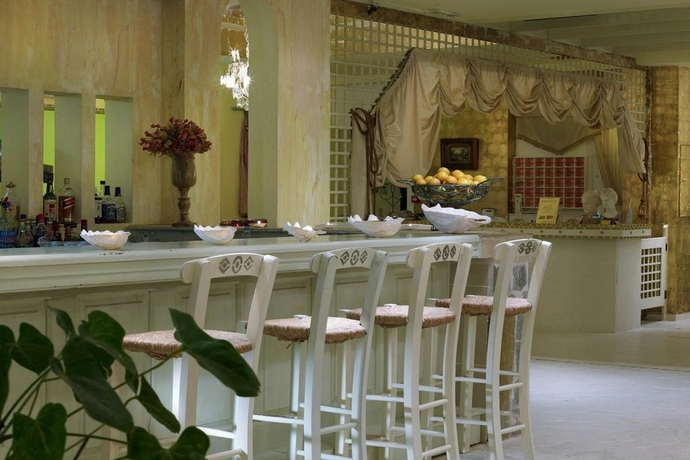 Imagen general del Hotel Orpheas Resort - Adults Only. Foto 8