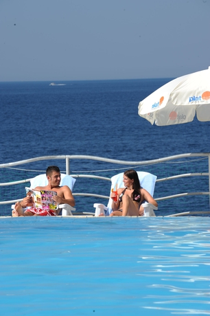 Imagen de la piscina del Hotel Orphee, MLINI. Foto 4
