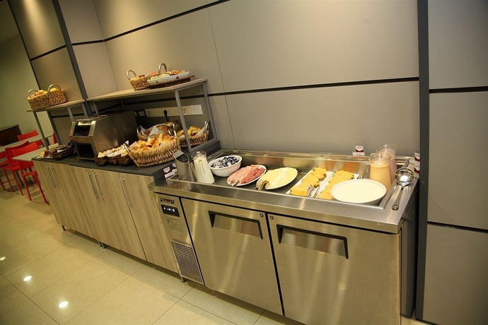 Imagen general del Hotel Orpheo Express. Foto 4