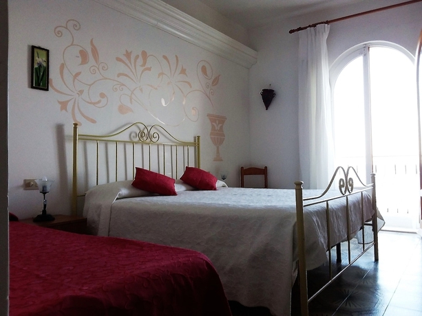 Imagen de la habitación del Hotel Orpheus, GIARDINI NAXOS. Foto 9