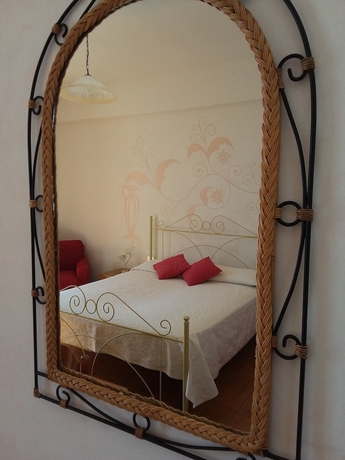 Imagen de la habitación del Hotel Orpheus, GIARDINI NAXOS. Foto 10